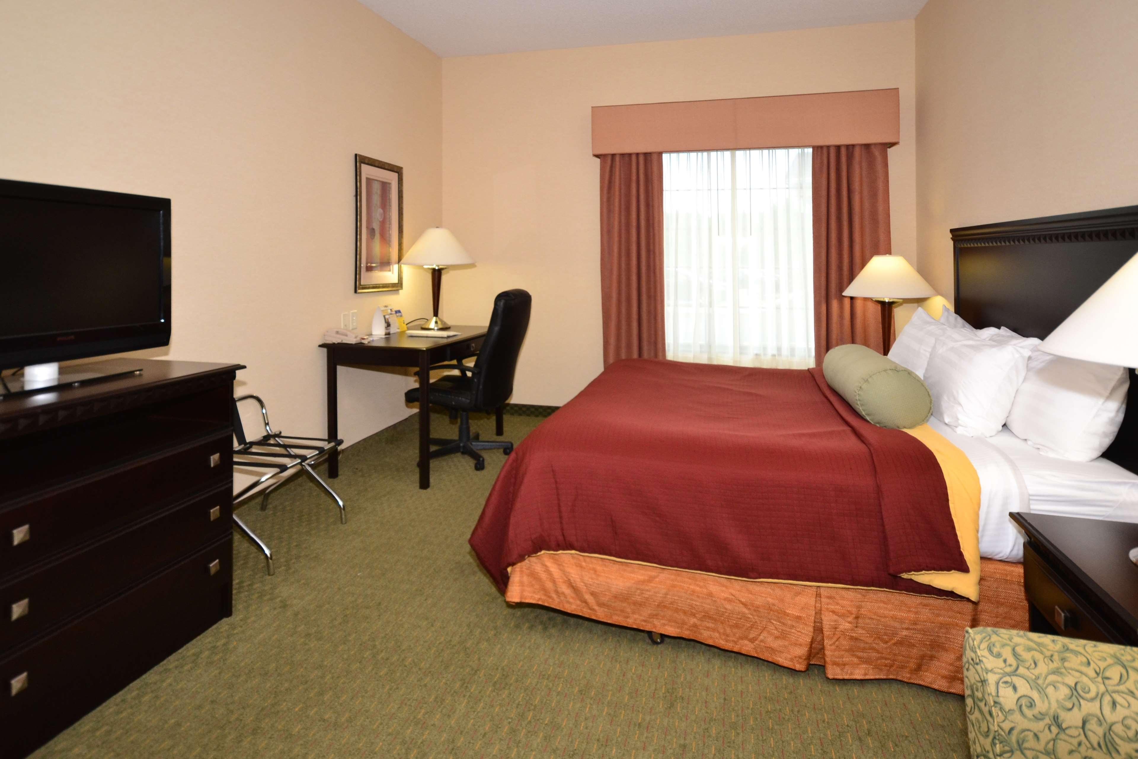 Best Western Plus Victor Inn & Suites Eksteriør bilde