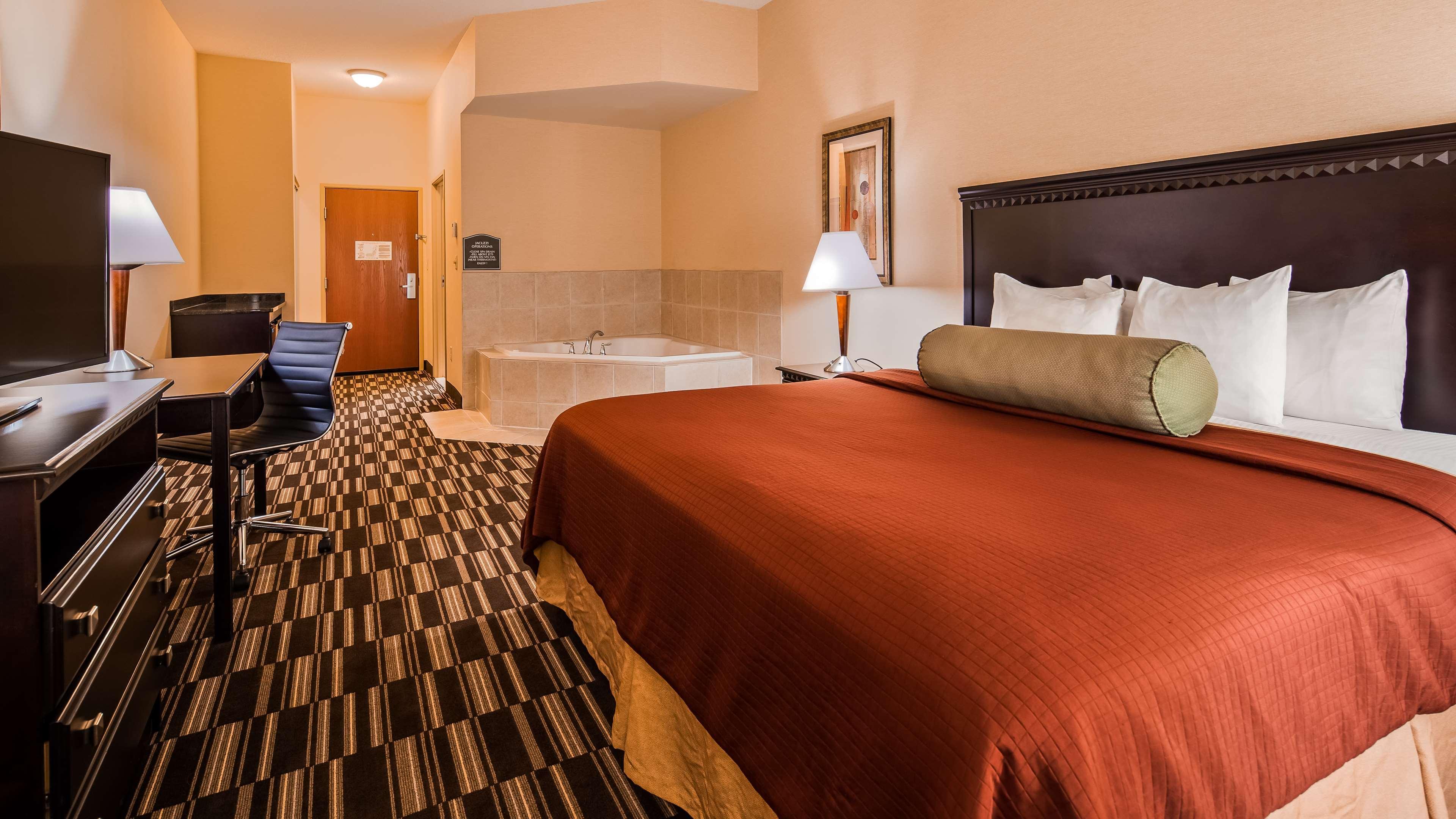 Best Western Plus Victor Inn & Suites Eksteriør bilde