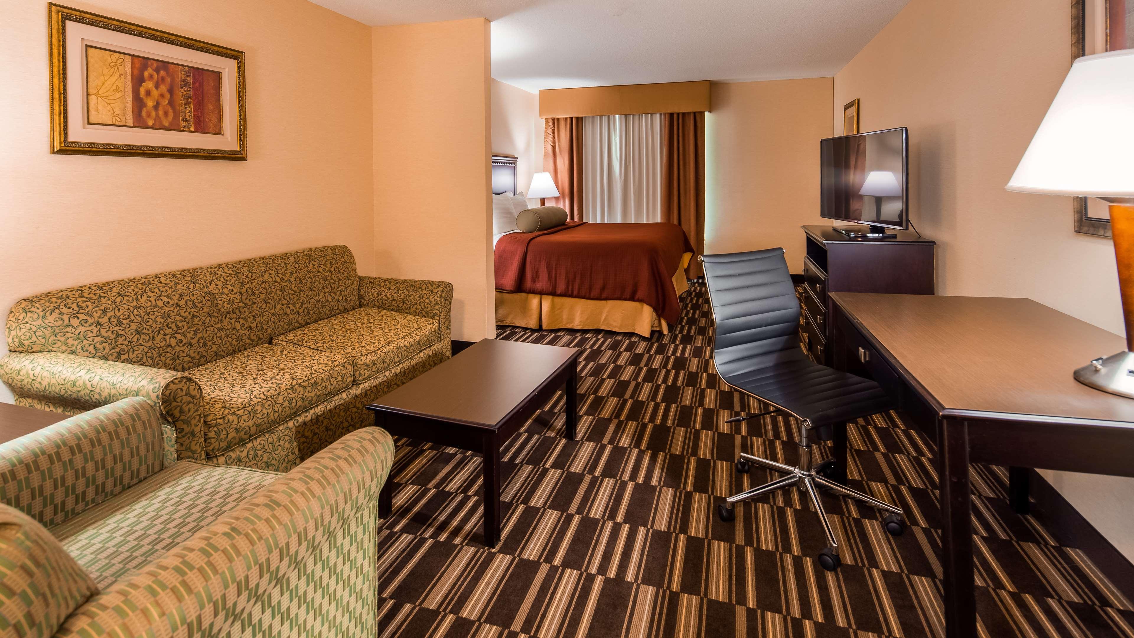 Best Western Plus Victor Inn & Suites Eksteriør bilde