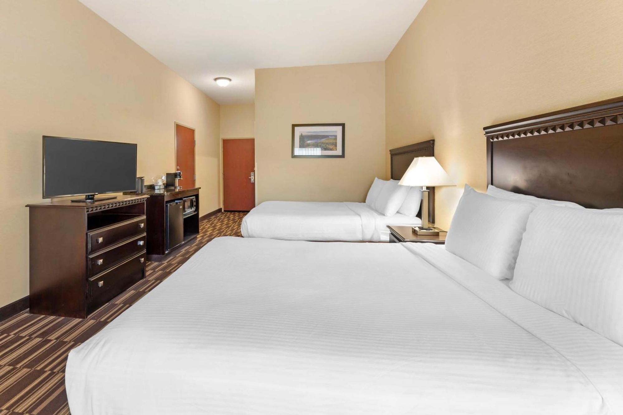 Best Western Plus Victor Inn & Suites Eksteriør bilde