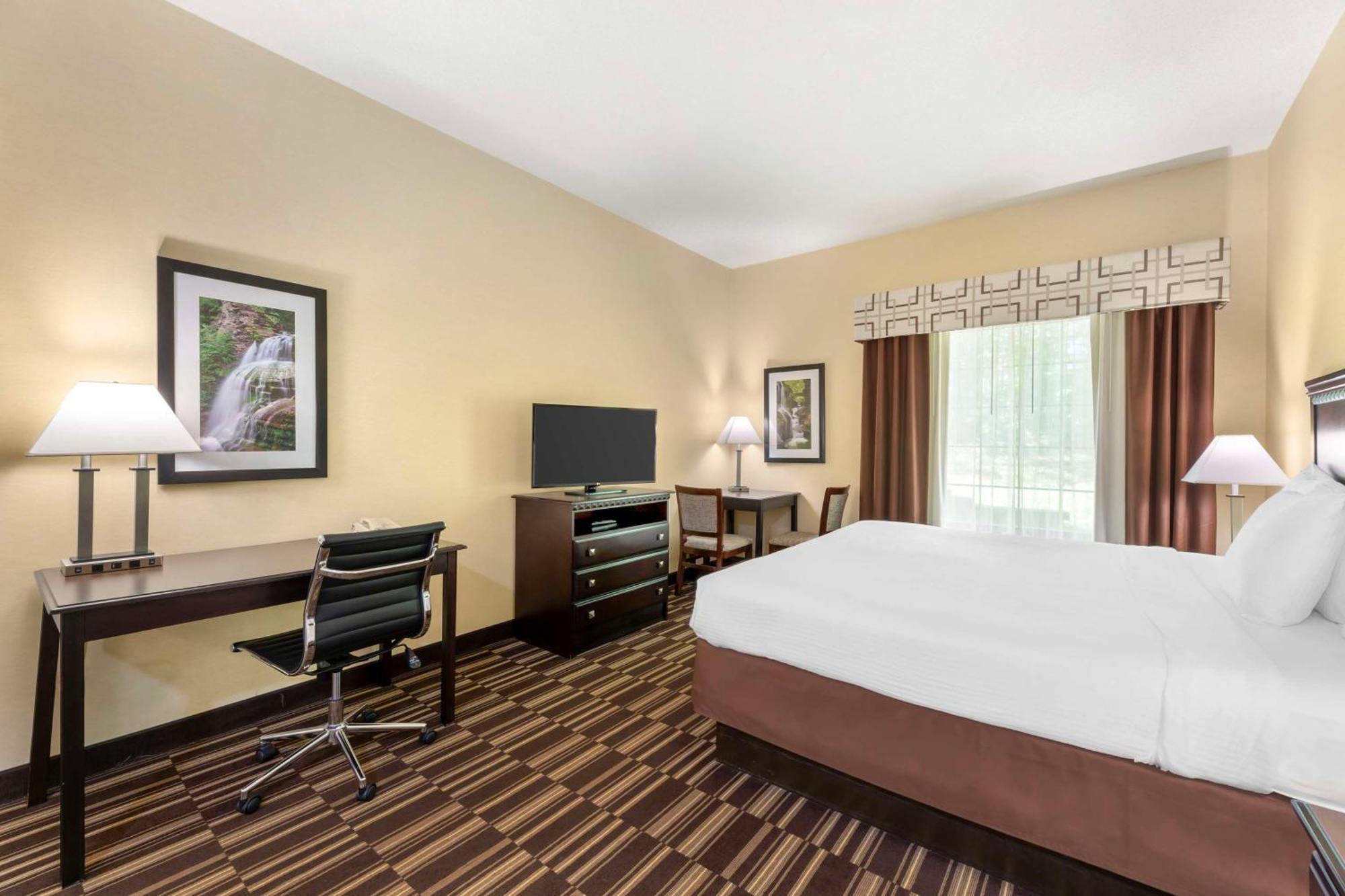 Best Western Plus Victor Inn & Suites Eksteriør bilde