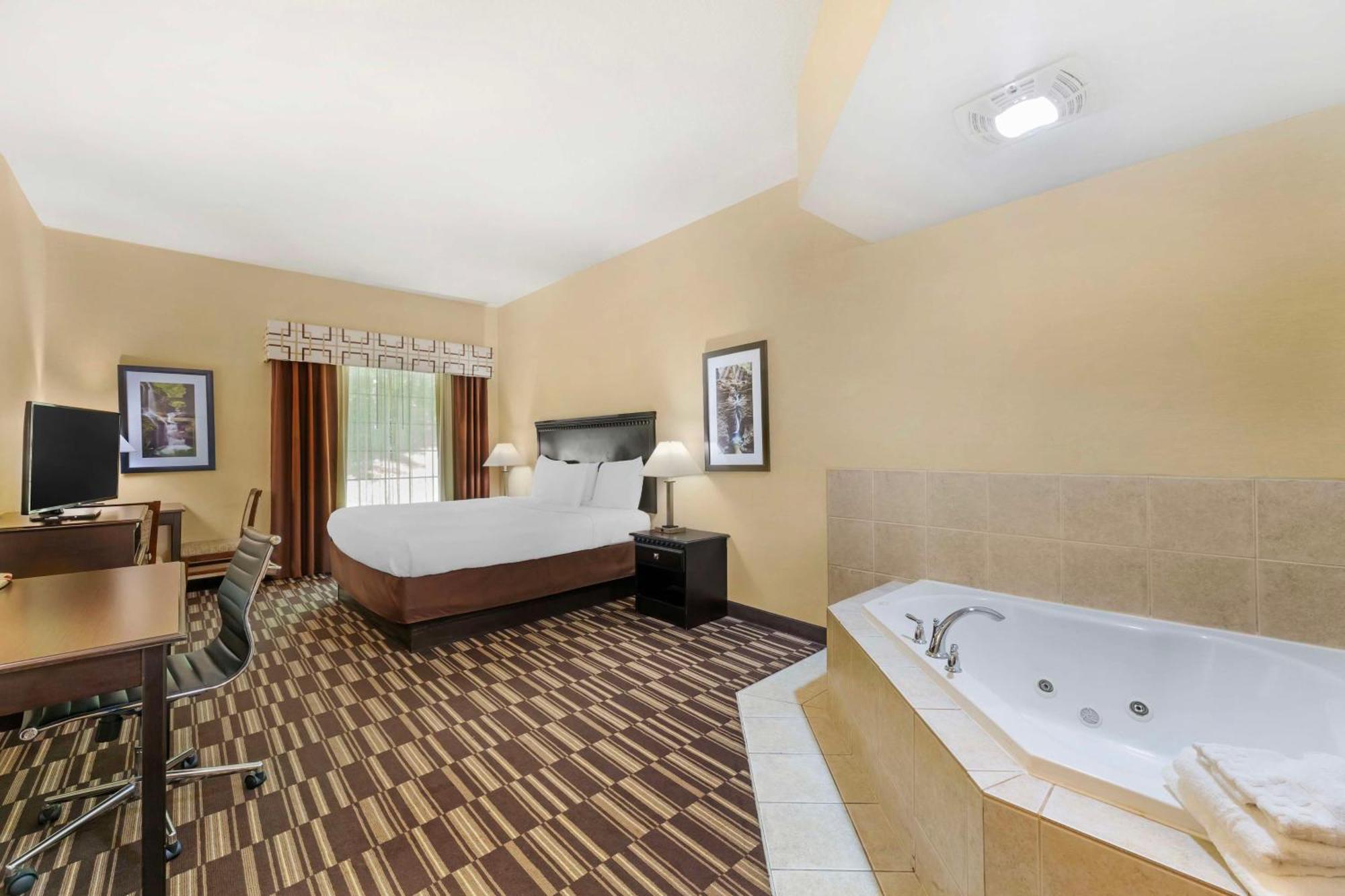 Best Western Plus Victor Inn & Suites Eksteriør bilde